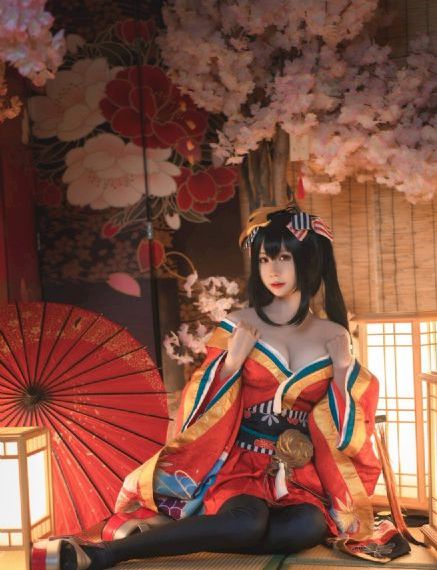 欧美偷v亚洲偷v_BD韩语高清完整版