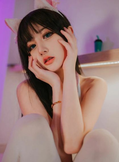 欧美无内亮丝系列丝袜_BD英语全集免费播放